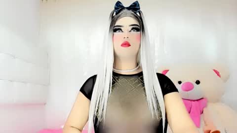 samanthax_xissadora1 online show from February 11, 9:42 am