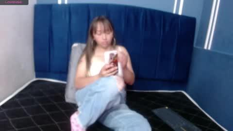 Snapshot of samara_purple chatting on January 10, 12:47 pm Dafne  online show from January 10, 12:47 pm