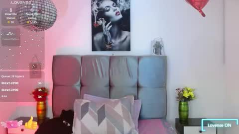 Snapshot of samara_wish chatting on September 11, 2:29 pm samara_wish online show from September 11, 2:29 pm
