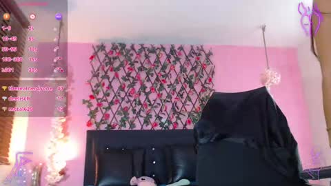 Snapshot of samaracortez chatting on September 17, 9:07 pm Sammy online show from September 17, 9:07 pm