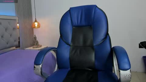 Sam online show from April 25, 1:41 pm