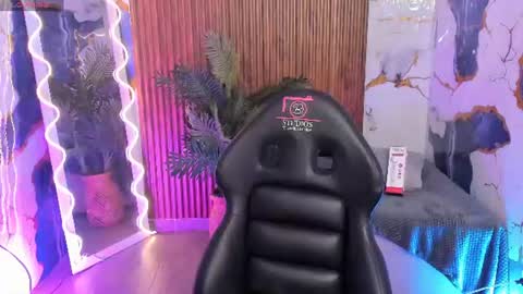 sam online show from June 13, 3:06 am