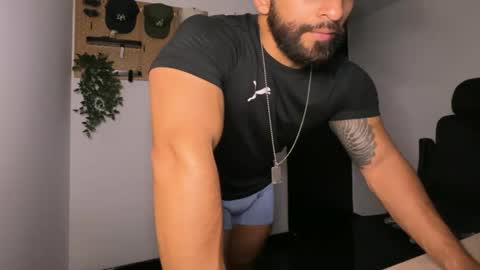 Sam Dornan online show from March 3, 1:01 am