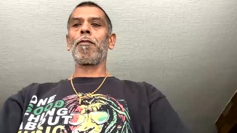 samegee online show from May 11, 1:29 pm