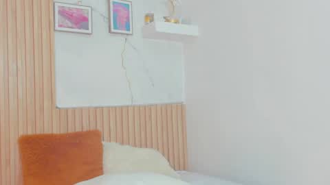 Samanta online show from April 15, 9:37 pm