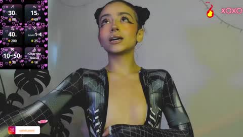 Snapshot of samii_monroe chatting on January 22, 8:49 pm Sam online show from January 22, 8:49 pm