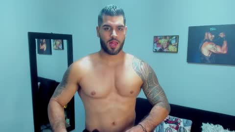 Snapshot of samir_hazard chatting on February 16, 5:37 am samir_hazard online show from February 16, 5:37 am