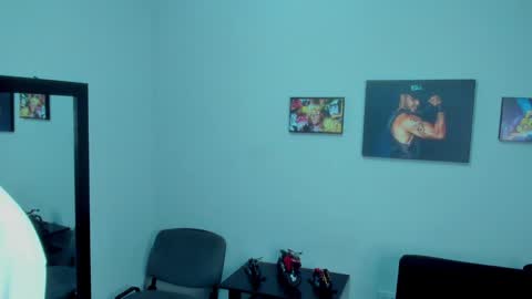 Snapshot of samir_hazard chatting on January 7, 10:19 pm samir_hazard online show from January 7, 10:19 pm