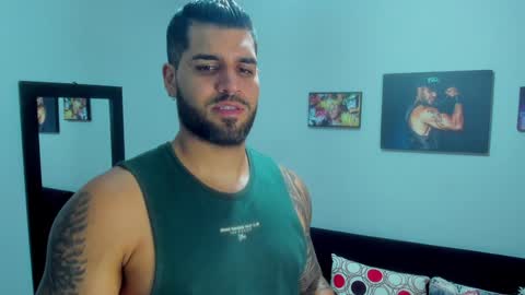 Snapshot of samir_hazard chatting on January 30, 2:27 am samir_hazard online show from January 30, 2:27 am