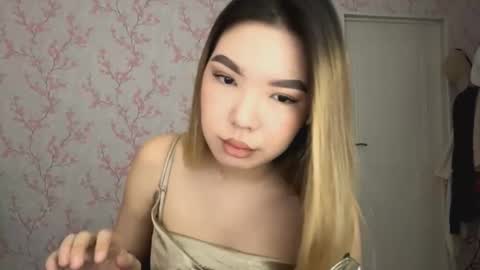 Elina online show from February 25, 9:13 am