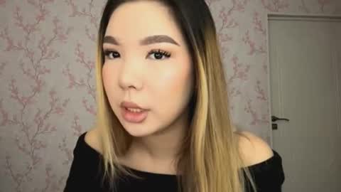 Elina online show from February 18, 9:20 am