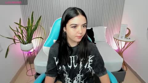 S A M M Y online show from March 4, 7:43 pm