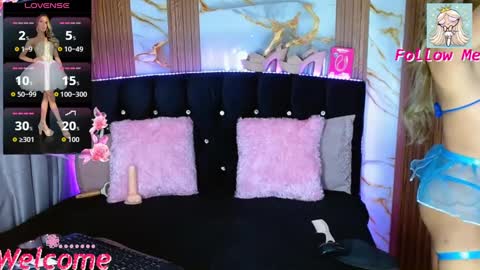 sammylittle_ online show from September 26, 8:17 pm