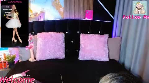 sammylittle_ online show from September 21, 8:02 pm