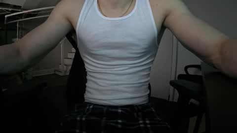 samphilly online show from February 22, 7:16 pm