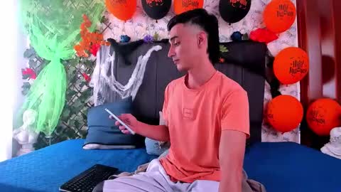 samu_aristisabal online show from October 22, 5:25 pm