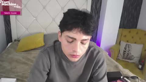 Snapshot of samu_foxxx chatting on September 17, 8:34 pm SAMU online show from September 17, 8:34 pm