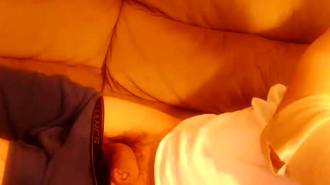 Snapshot of samuel1942 chatting on March 12, 6:29 am bigddaddy online show from March 12, 6:29 am