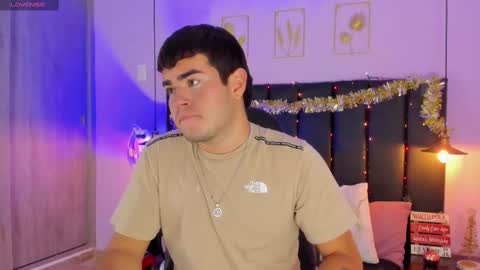 Samuel Collin online show from January 2, 10:11 pm