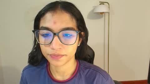 Hello I am absent due to a family calamity I will return soon-hola estoy ausente por un problema familiar volvere pronto. online show from October 21, 12:49 am