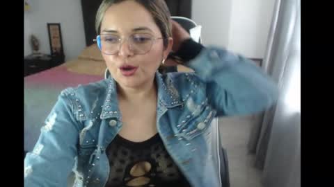Snapshot of samy_vsn chatting on February 23, 8:00 pm samy_vsn online show from February 23, 8:00 pm