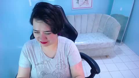 samythomas_t online show from January 31, 7:33 pm