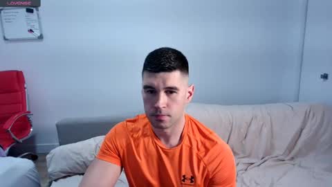 Snapshot of sandow_ chatting on September 10, 10:11 pm Sandow online show from September 10, 10:11 pm