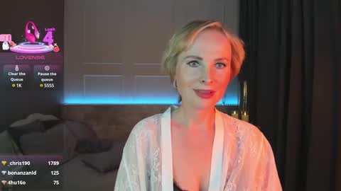 Sandra online show from March 1, 11:39 am