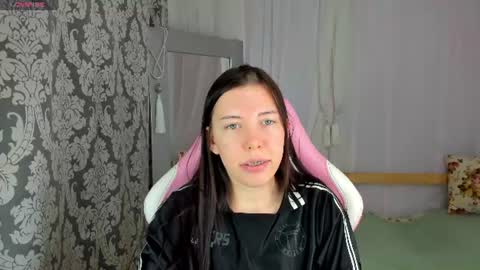 Sandra online show from June 18, 1:11 am