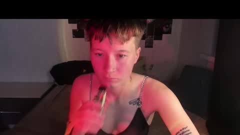 sandraa_a online show from October 16, 5:34 pm