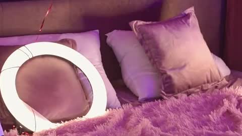 Sandy  online show from March 3, 4:14 am