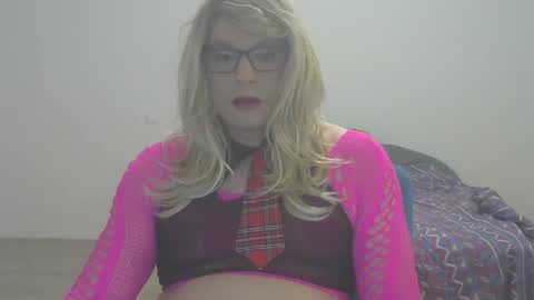 Snapshot of sandraclara chatting on March 8, 11:39 pm sandraclara online show from March 8, 11:39 pm