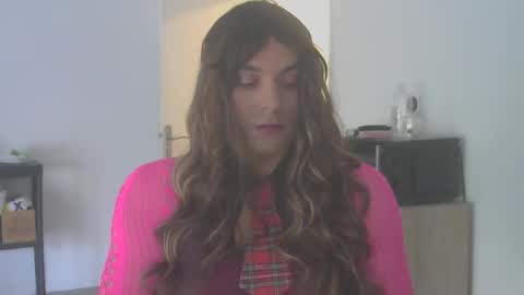 Snapshot of sandraclara chatting on October 10, 1:06 pm sandraclara online show from October 10, 1:06 pm