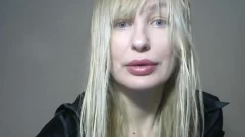 Snapshot of sandraglamour chatting on January 25, 9:04 pm Sandra online show from January 25, 9:04 pm