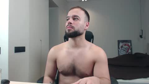 DeAlex online show from March 1, 2:21 pm