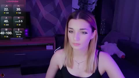 sandy_belle88 online show from October 18, 9:41 pm