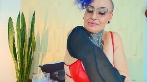 Sandy Rose online show from March 4, 11:54 pm