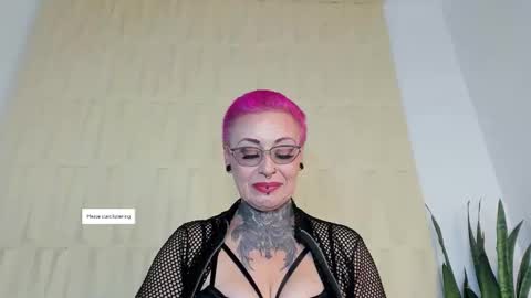 Sandy Rose online show from October 11, 5:45 am