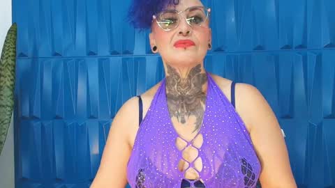 Sandy Rose online show from February 6, 7:29 pm
