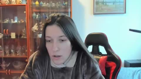 Sandy online show from December 5, 9:55 am