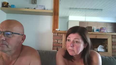 sanroom online show from September 28, 1:09 pm