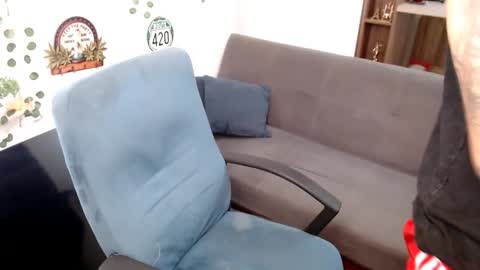 santi_ss online show from March 9, 3:16 pm