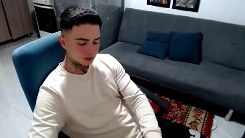 santi_ss online show from January 11, 12:49 am