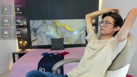 santiago_russo18 online show from November 14, 12:07 pm