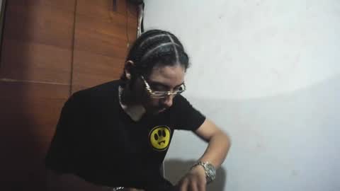 Santiago    online show from December 27, 7:18 am