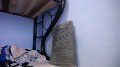 Santiago    online show from February 10, 2:19 am