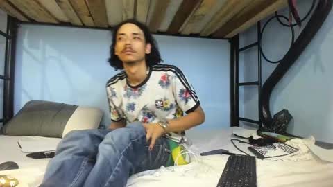 Santiago    online show from January 23, 1:02 pm