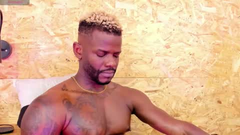  Santi online show from October 11, 12:04 am