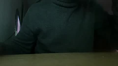 santies87 online show from February 9, 6:26 pm