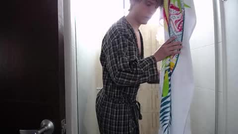 Santii online show from March 6, 12:52 pm